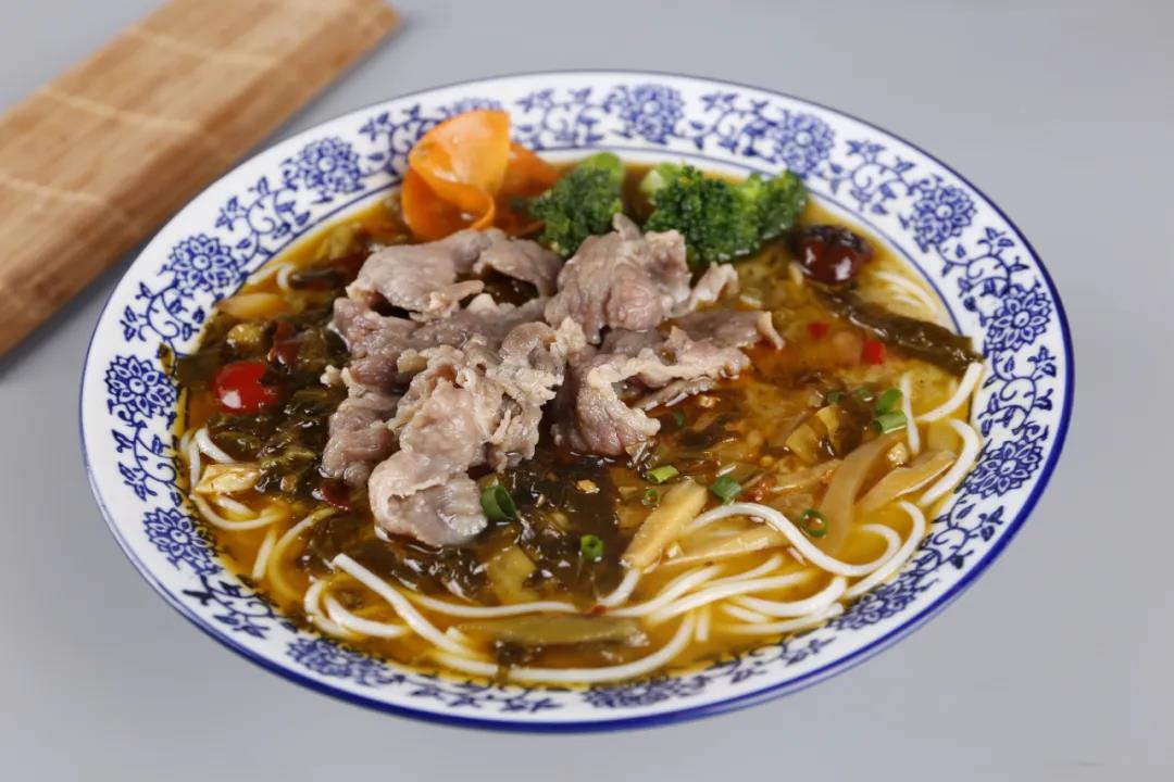 “被人忽悠”开饭店，20万打水漂，最后他总结了一句话(图6)