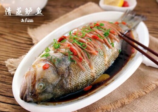 清蒸鲈鱼