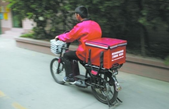 深圳外卖小哥只能骑自行车|餐饮界