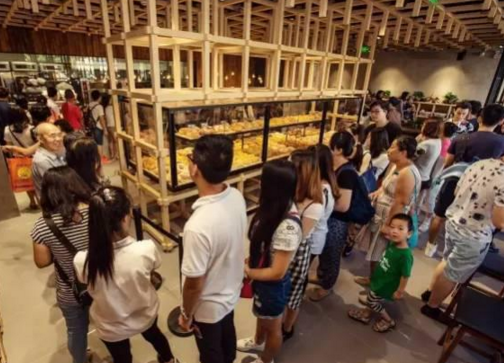 我们不是面包的制造者，我们只是场景的搬运工！|餐饮界