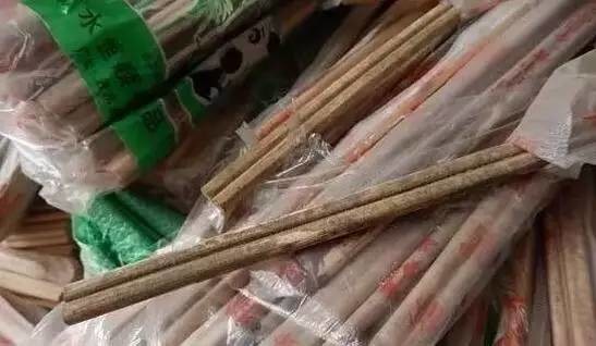 1毫克就能致癌！你在餐厅用的这种筷子，很可能滋生这种毒素！|餐饮界