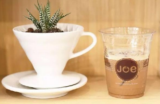 精品咖啡店横行的时代，看国外Joe Coffee如何创新增加营收|餐饮界