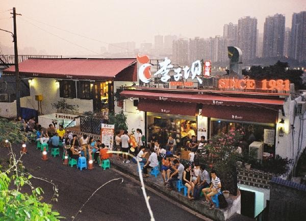 从苍蝇馆到40家店，四年天天排长队|餐饮界