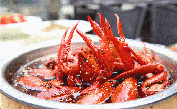 小龙虾提价入市：食客说吃不起，餐厅说不赚钱|餐饮界
