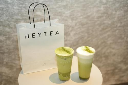 「三倍厚抹」上新一周年,喜茶千目抹茶系列持续人气热销