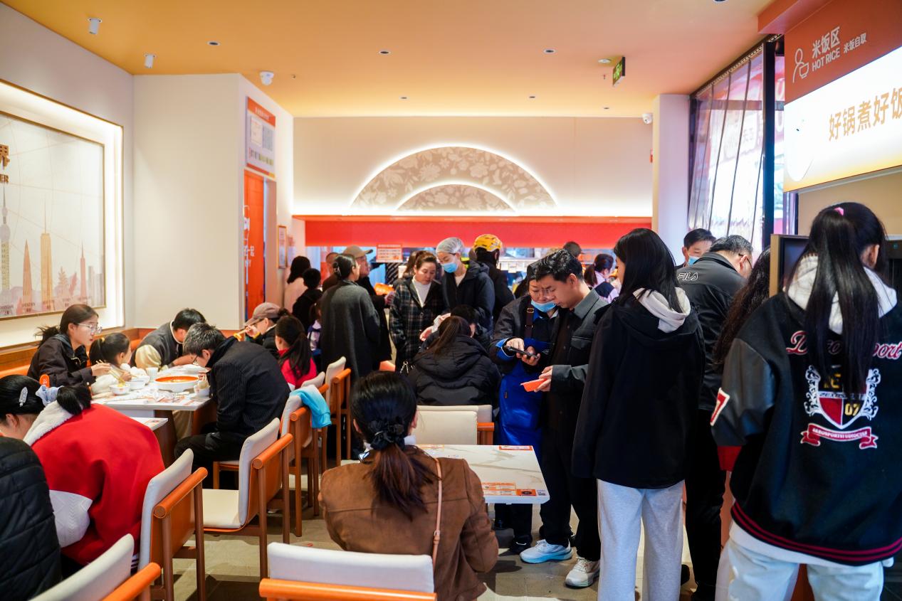 餐饮下沉新样本：鱼你在一起如何用品质快餐在县域市场扎好根|餐饮界